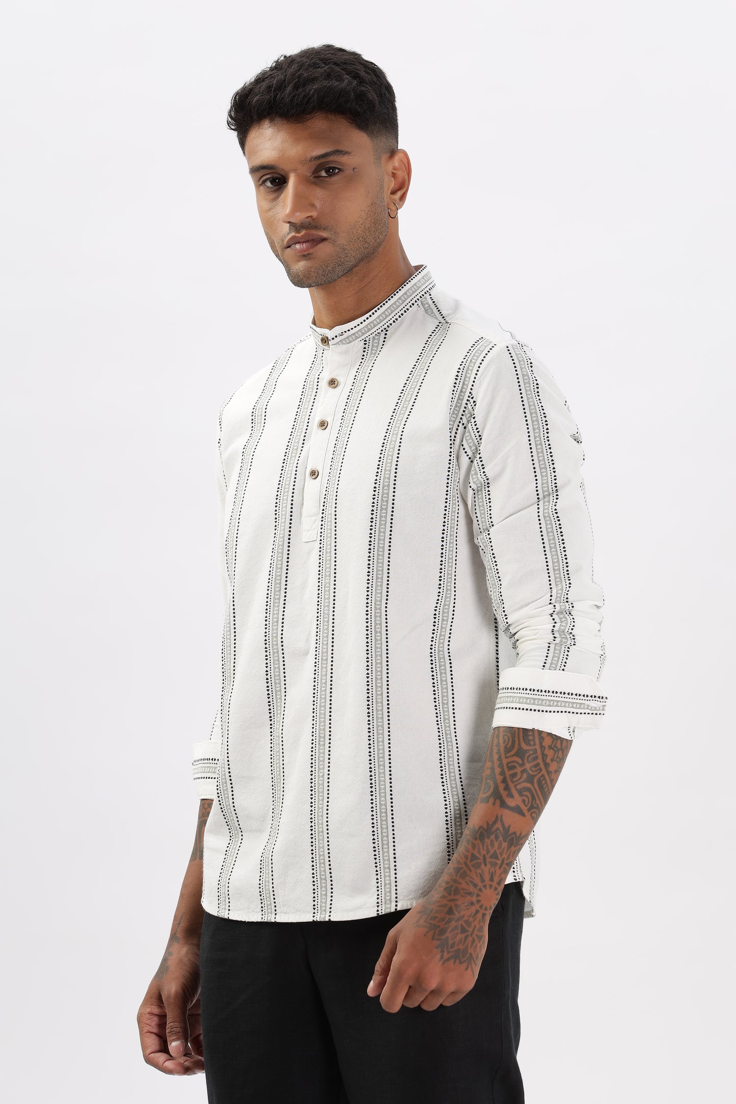 Uri Off White Dobby Texture Short Kurta