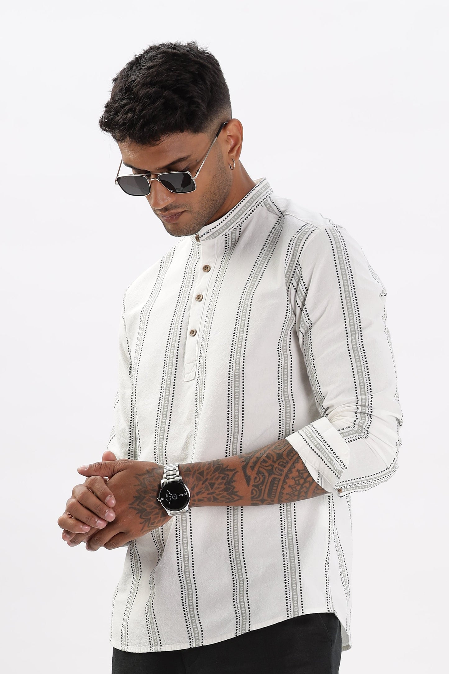Uri Off White Dobby Texture Short Kurta