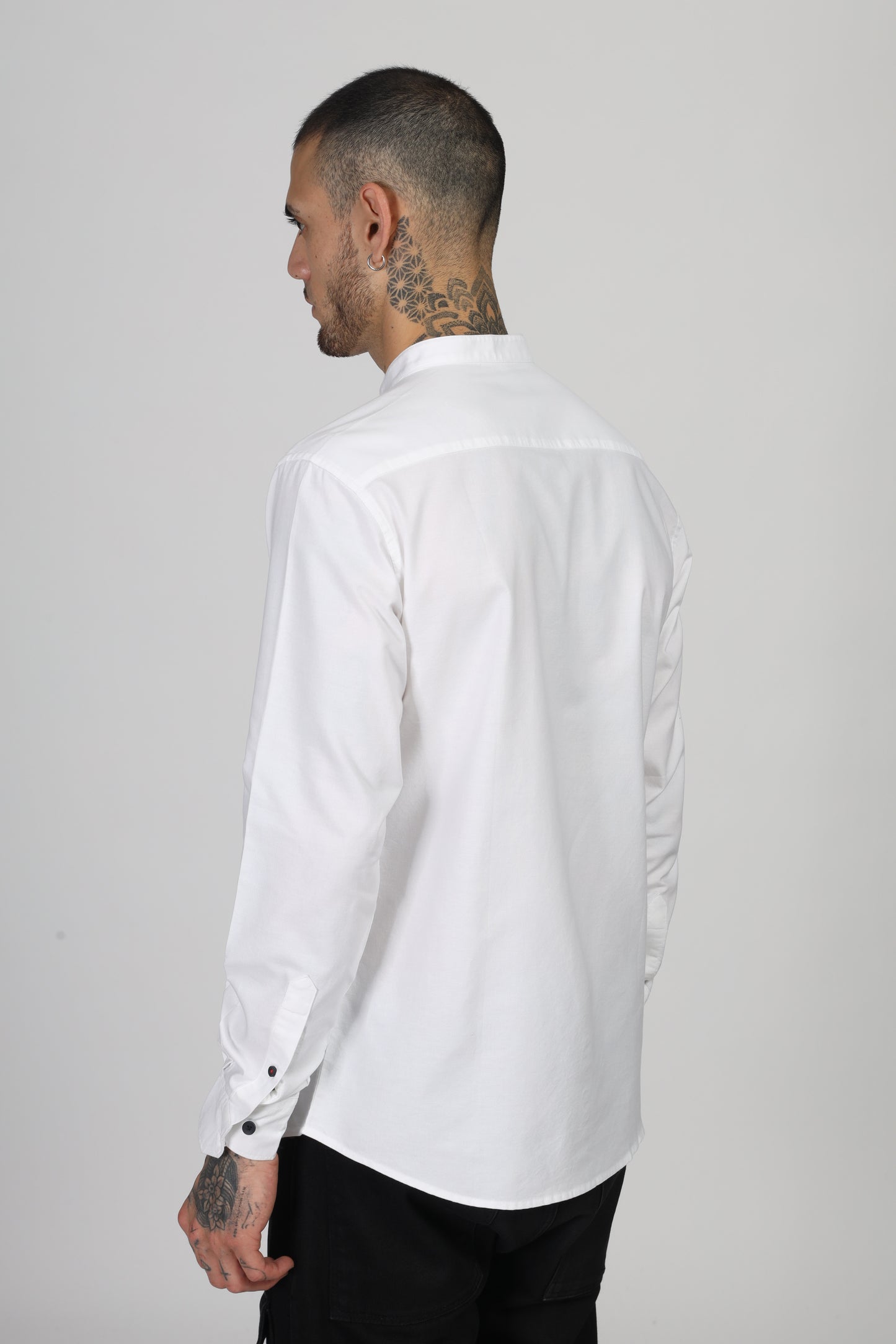 Uri White Mandarin Collar Oxford Shirt