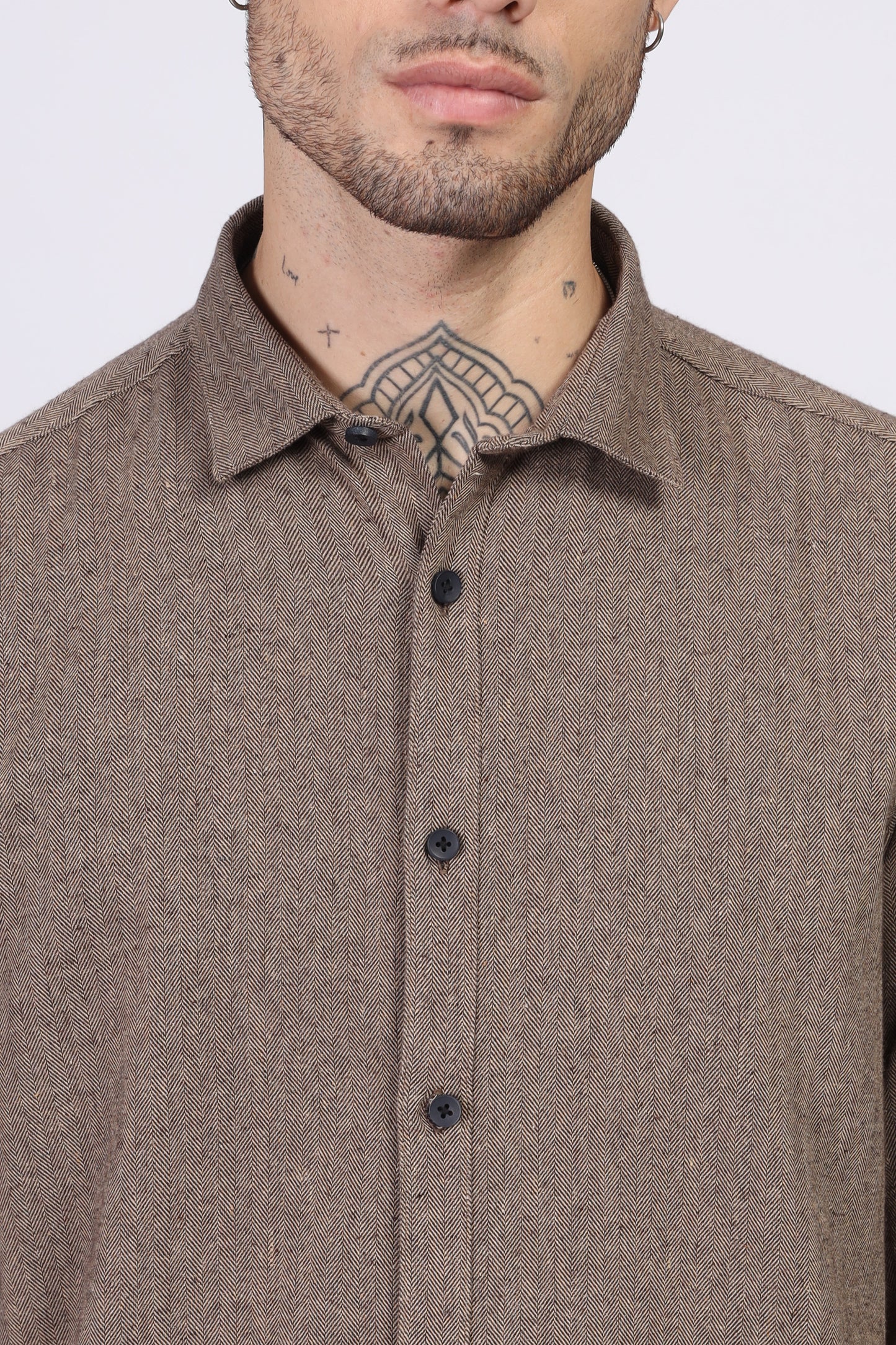 Uri Herringbone Regular Fit Casual Shirt