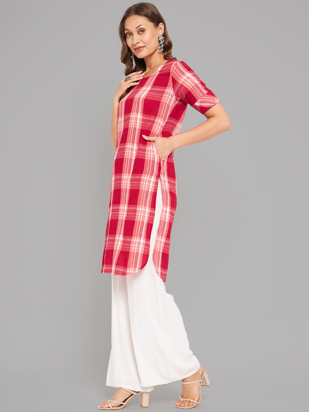 Women Red Checkered Kurta - Kashyap Global Lifestyles LLP