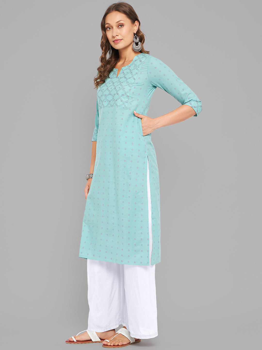 Women Sea Green Kurta With Embroidered Yoke - Kashyap Global Lifestyles LLP