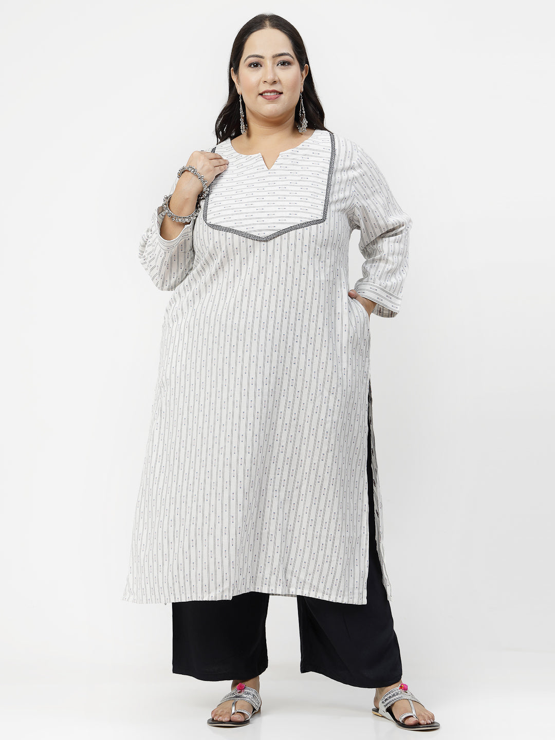 Women Off White Cotton Dobby Kurta