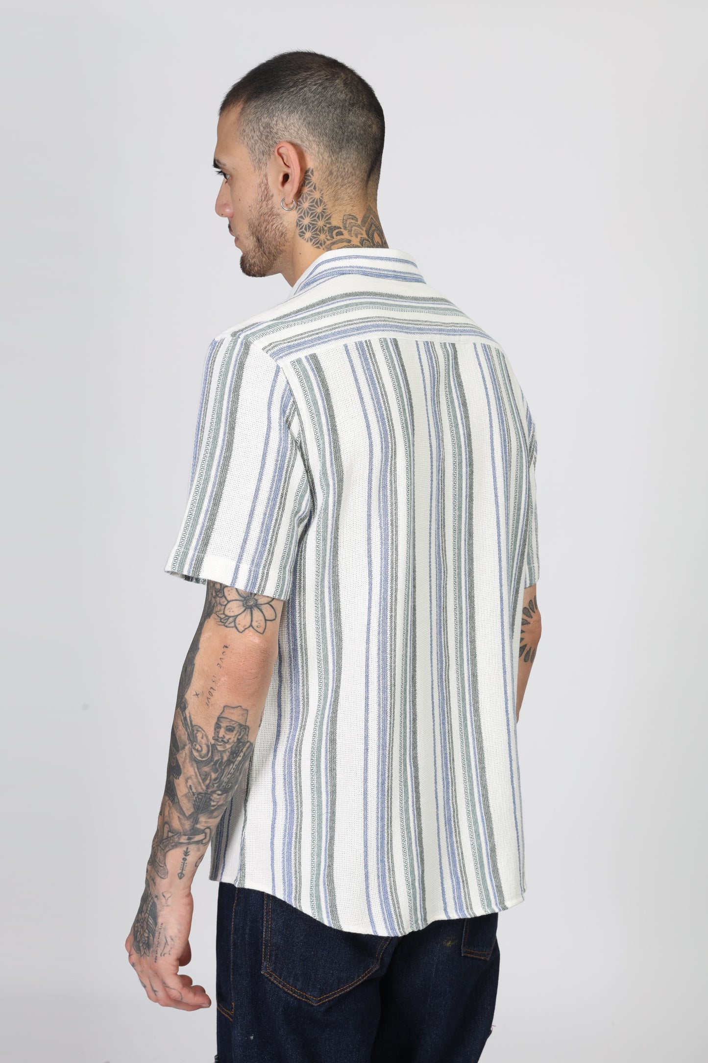 Uri Multicolor Matte Weave Half Sleeve Shirt - Kashyap Global Lifestyles LLP