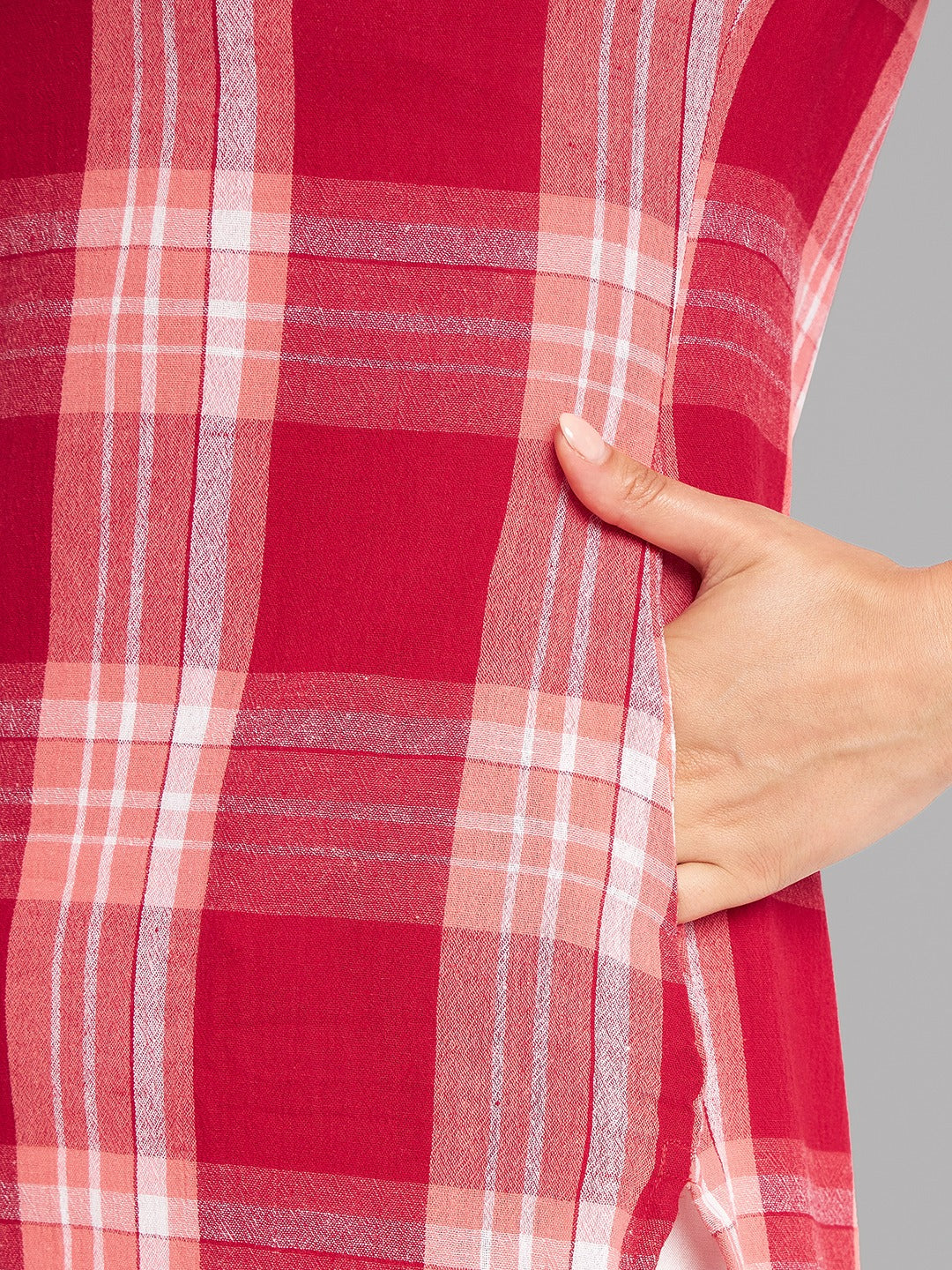 Women Red Checkered Kurta - Kashyap Global Lifestyles LLP