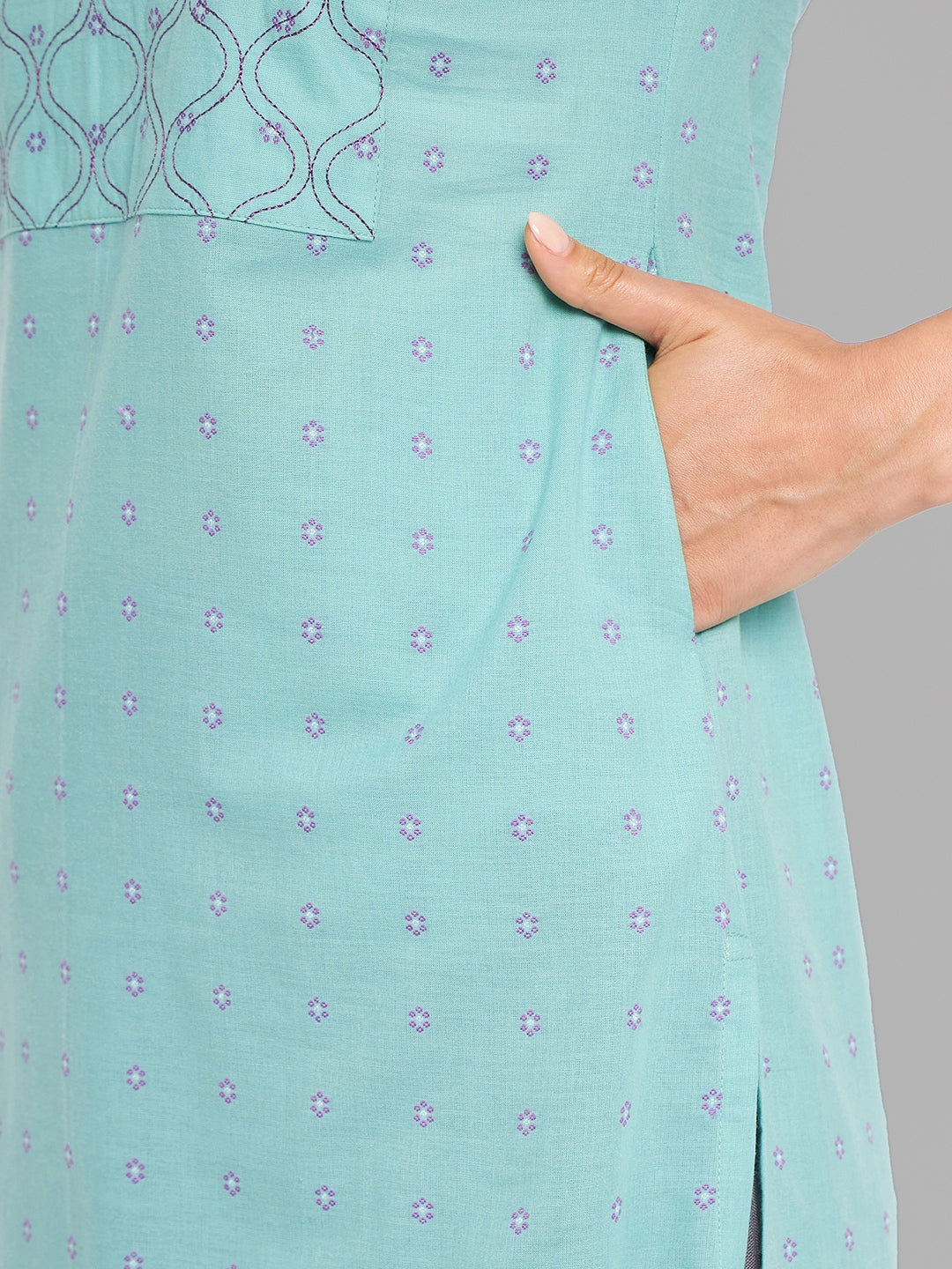 Women Sea Green Kurta With Embroidered Yoke - Kashyap Global Lifestyles LLP