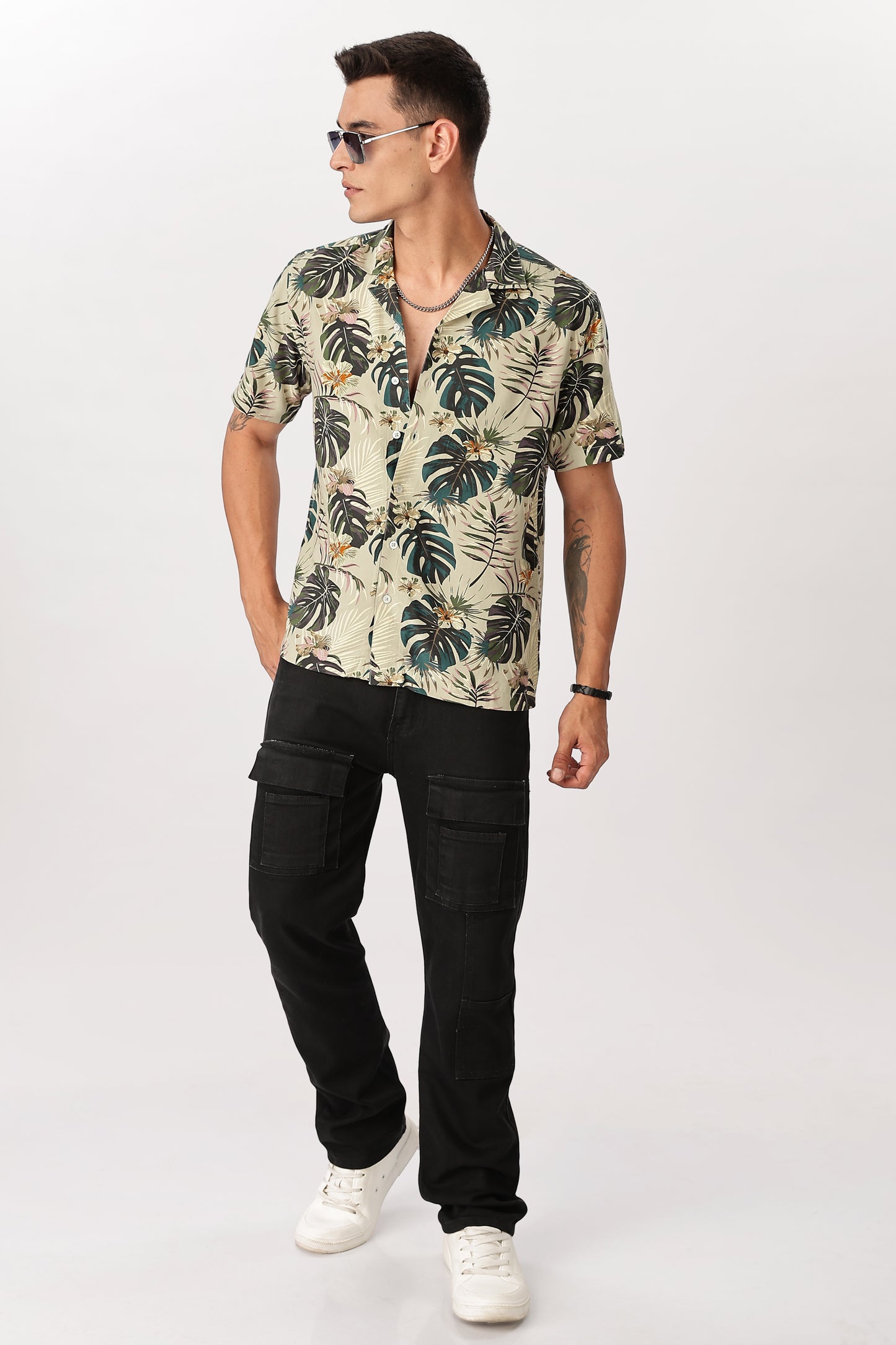 Uri Leaf Print Resort Collar Shirt