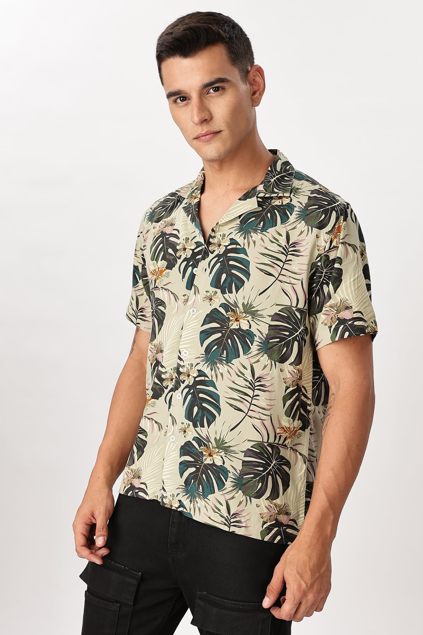 Uri Leaf Print Resort Collar Shirt