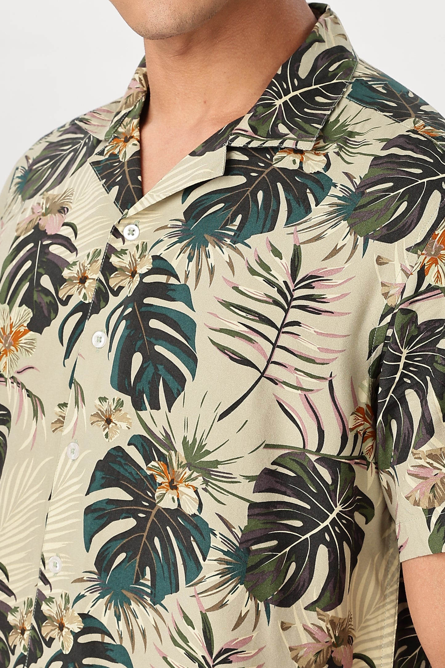 Uri Leaf Print Resort Collar Shirt