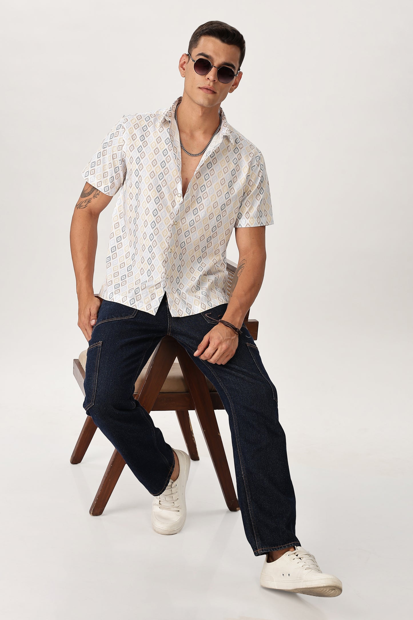 Uri Geometric Print Box Fit Shirt
