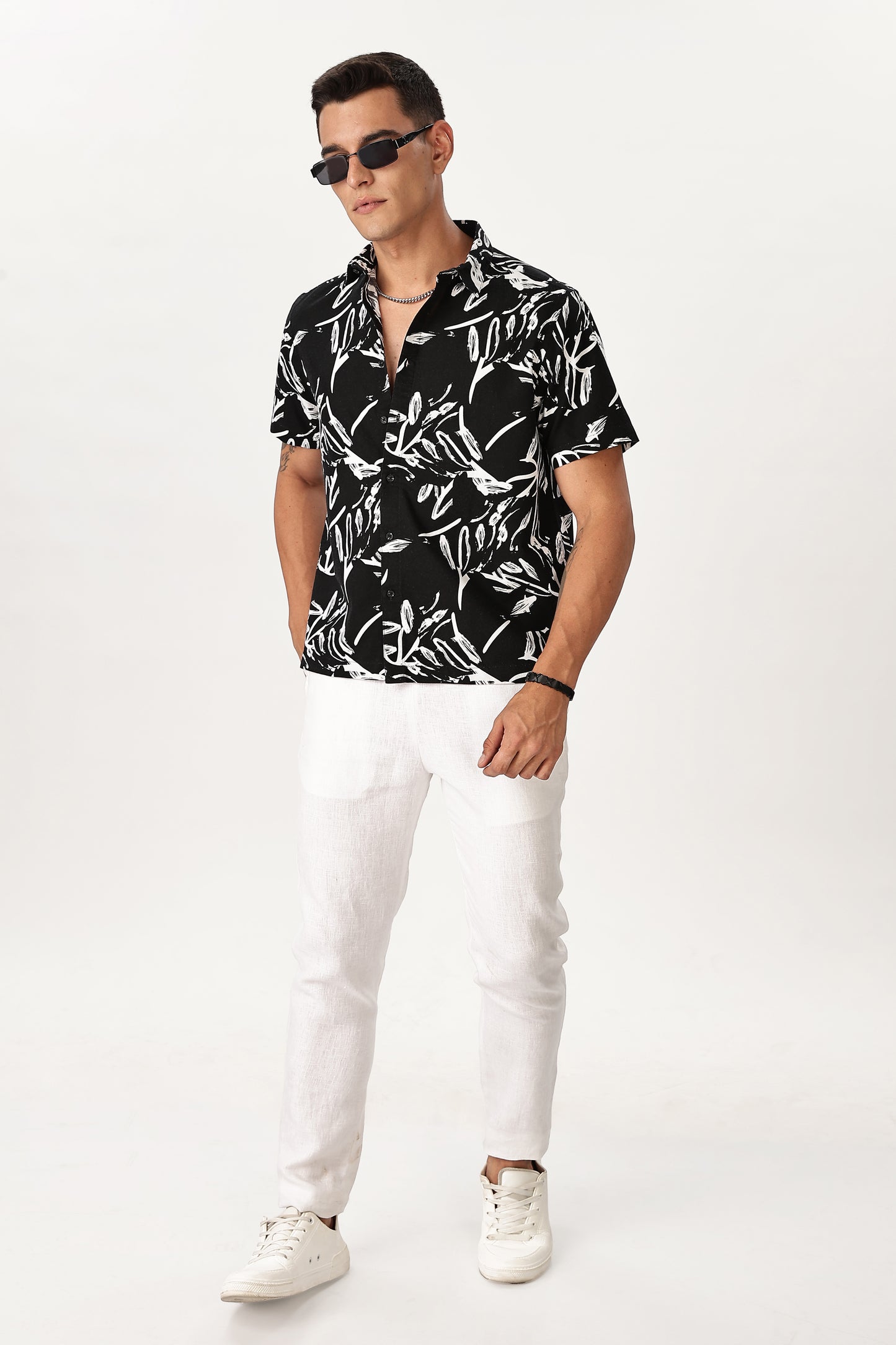 Uri Floral Sketch Black Shirt