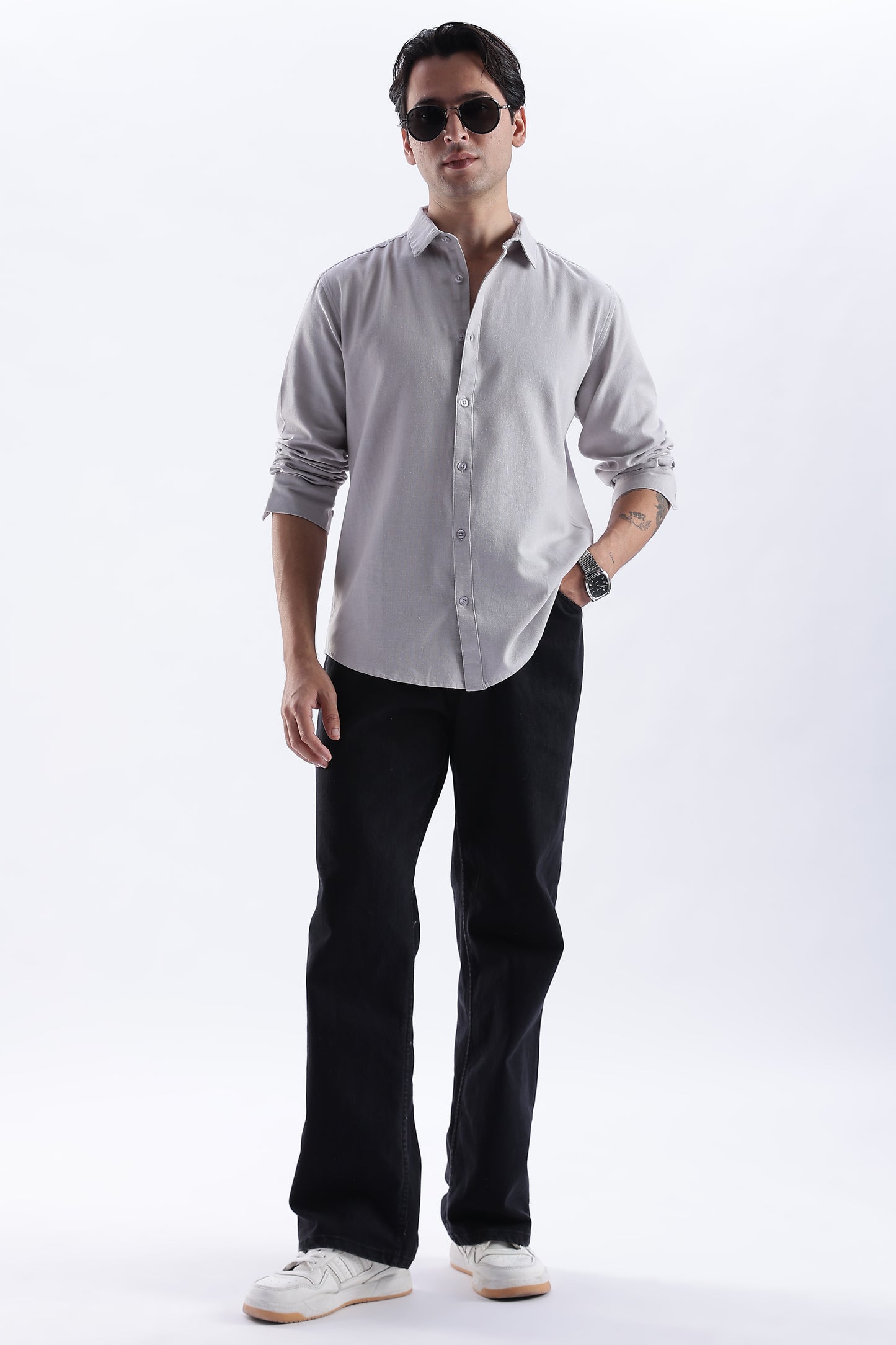 Uri Argent Grey Spread Collar Solid Shirt