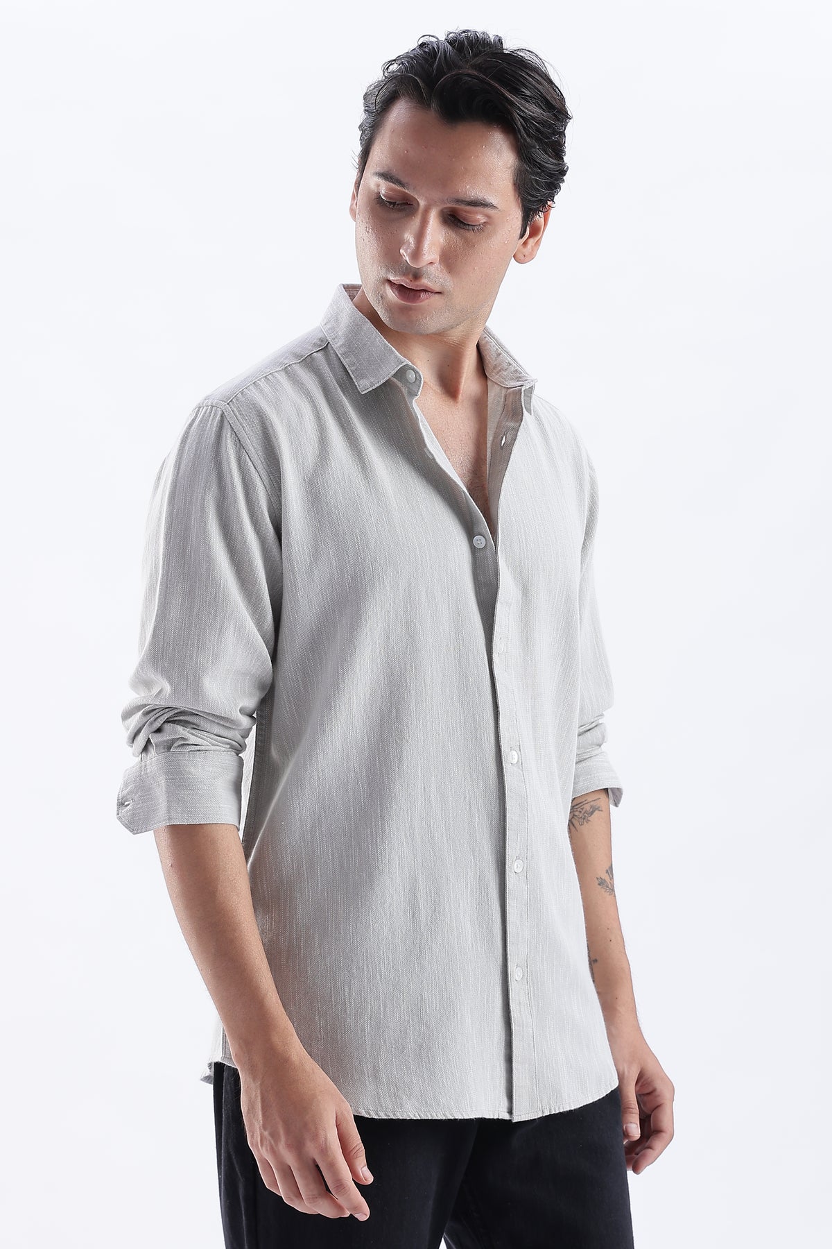 Uri Light Grey Spread Collar Solid Shirt