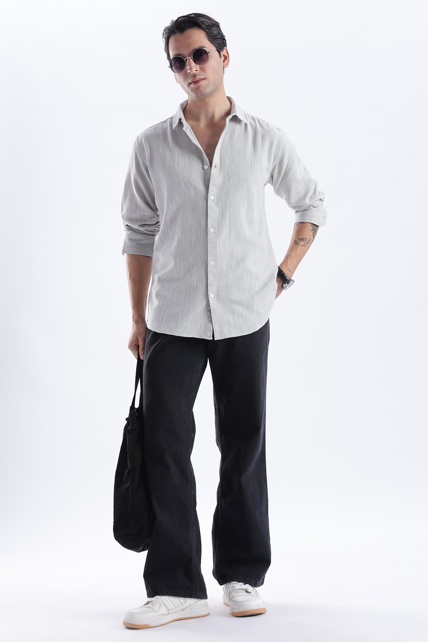 Uri Light Grey Spread Collar Solid Shirt