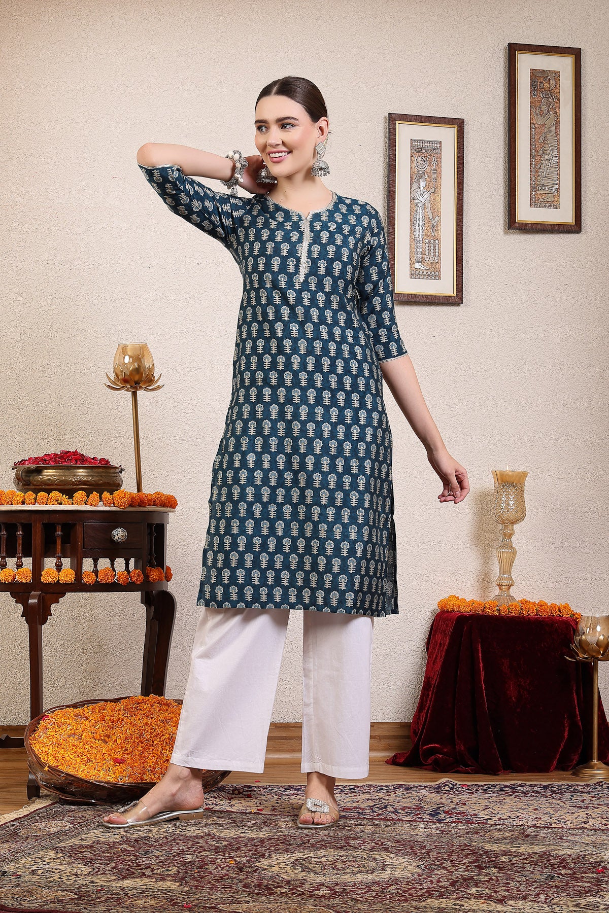 Women Blue Printed Kurta With Lace