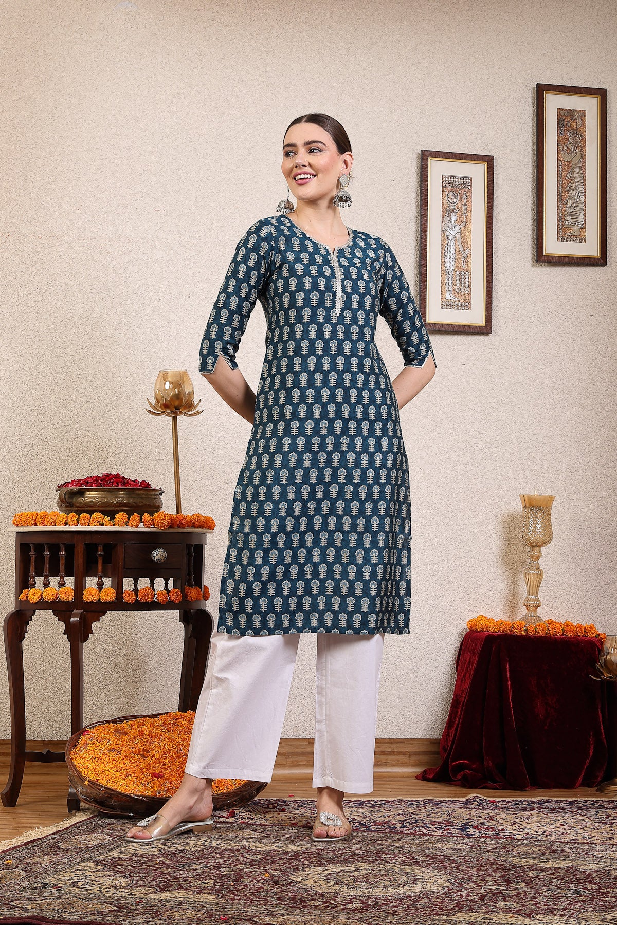 Women Blue Printed Kurta With Lace