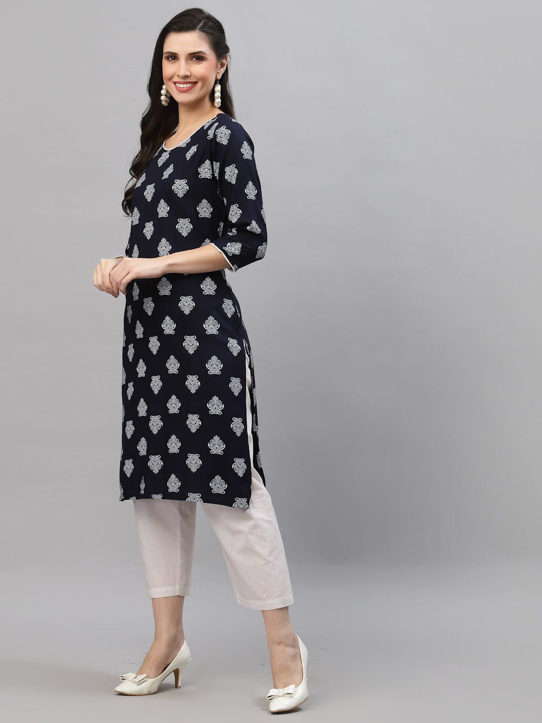 Women Blue Printed Kurta - Kashyap Global Lifestyles LLP