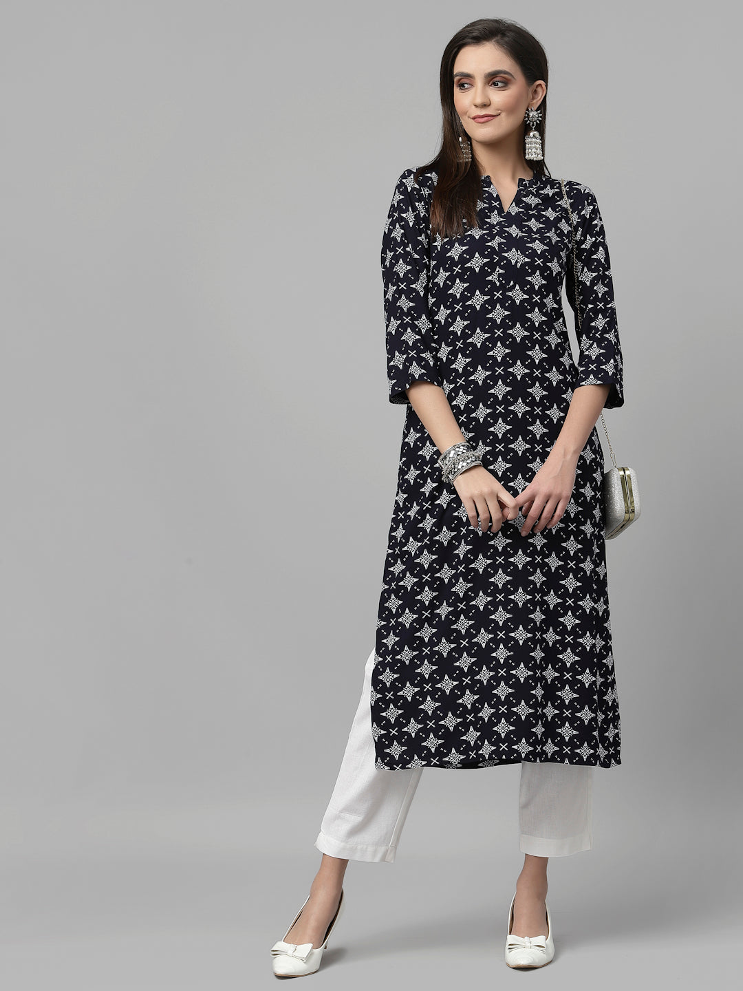 Women Blue Geometric Print Kurta - Kashyap Global Lifestyles LLP