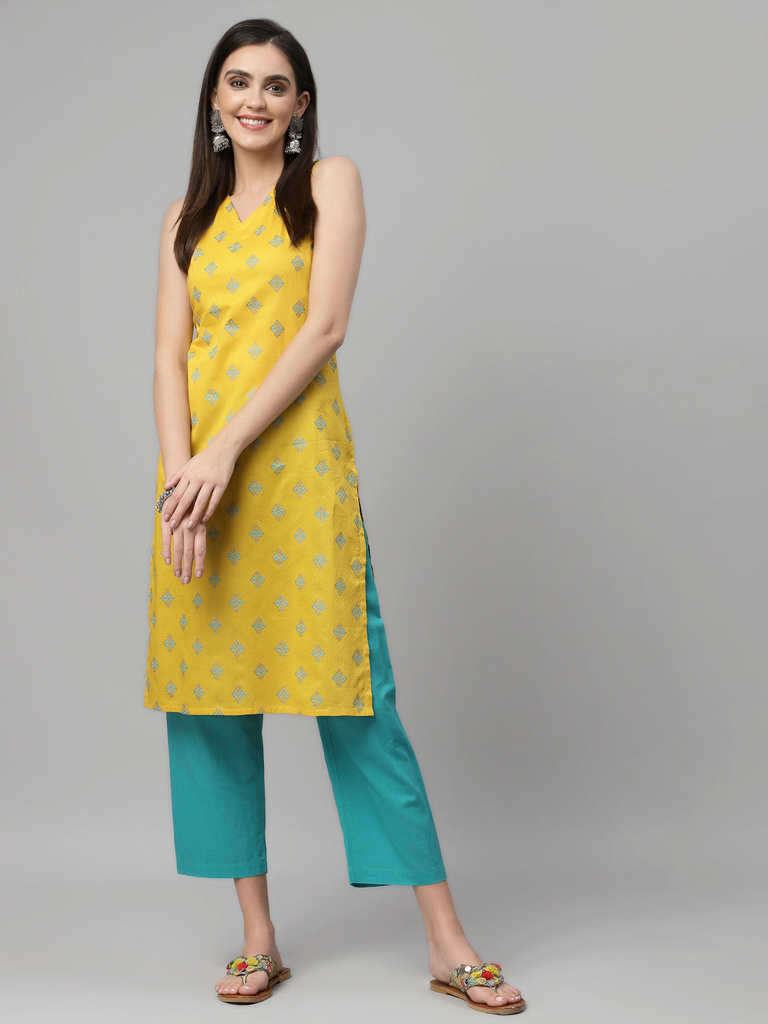 Womens Cotton Dobby V Neck Kurta - Kashyap Global Lifestyles LLP