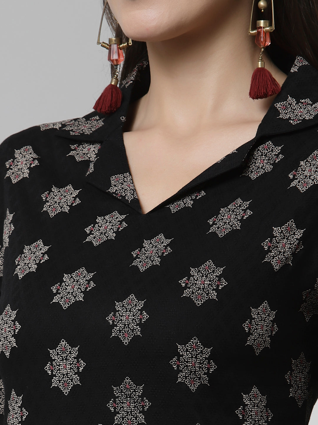 Women Dobby Cotton Collar Neck - Kashyap Global Lifestyles LLP