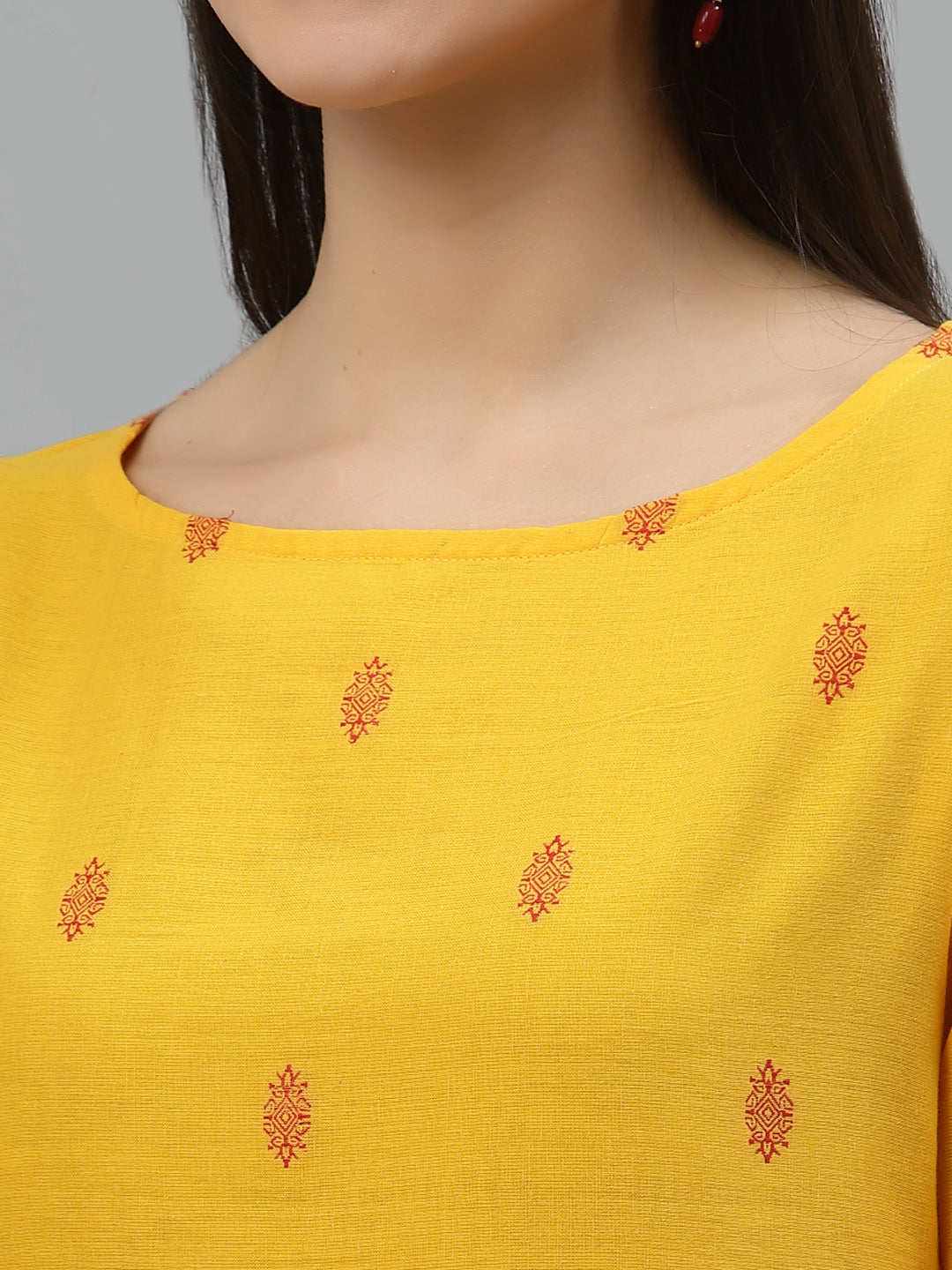 Women Ethnic Motifs Woven Design Kurta - Kashyap Global Lifestyles LLP