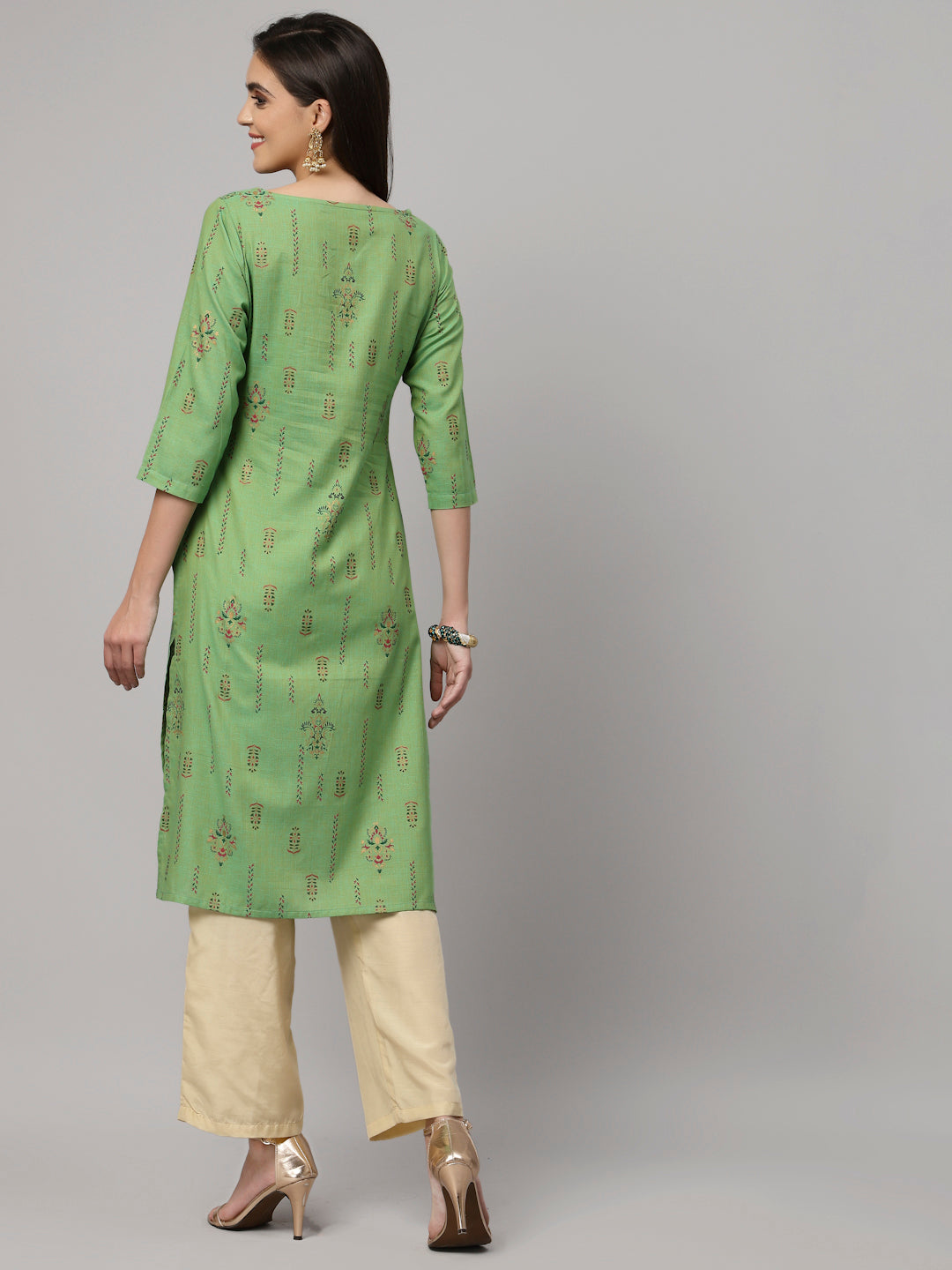 Women Green Cotton Printed Kurta - Kashyap Global Lifestyles LLP