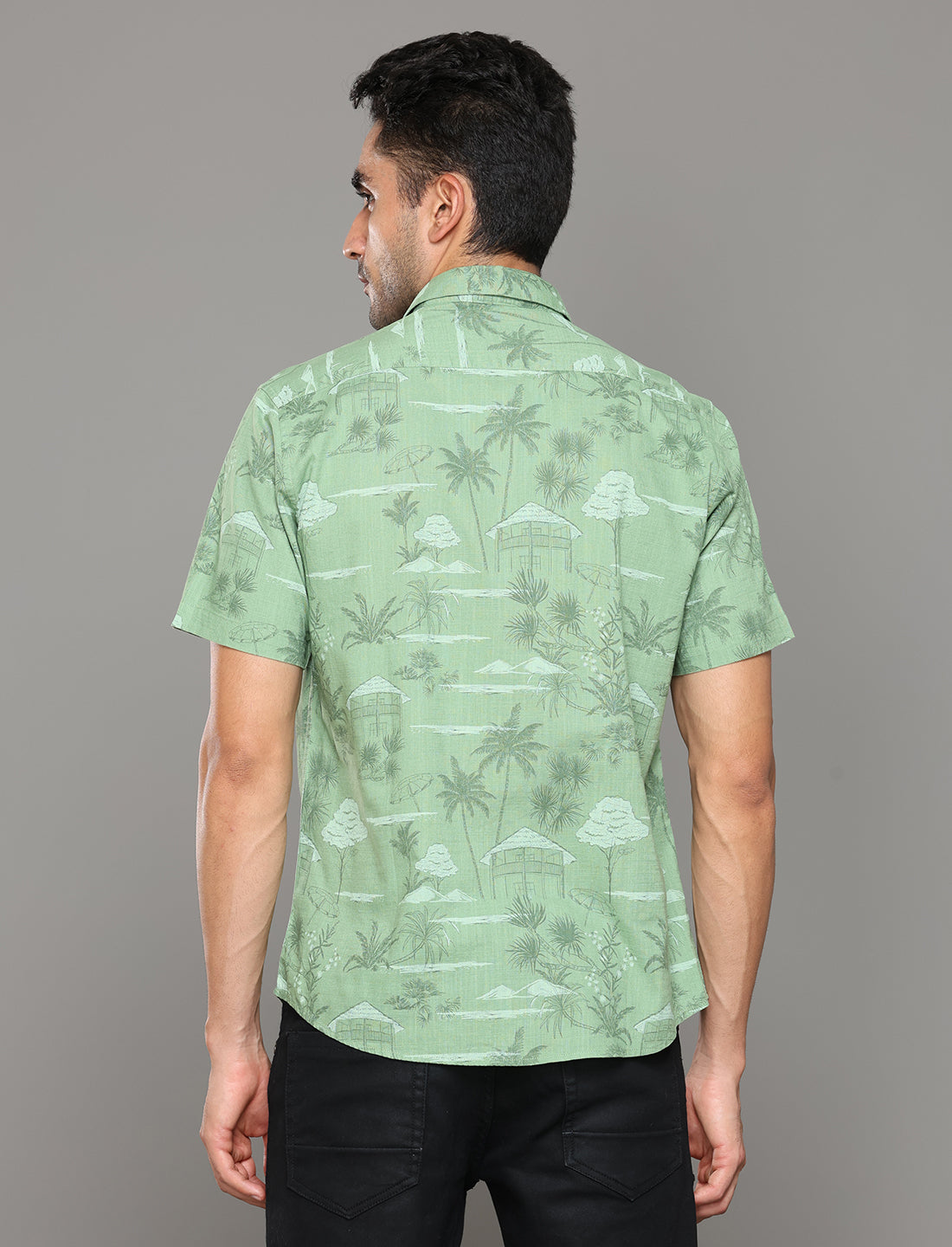 Men Green Printed Hawaiian Short Sleeves Shirt - Kashyap Global Lifestyles LLP