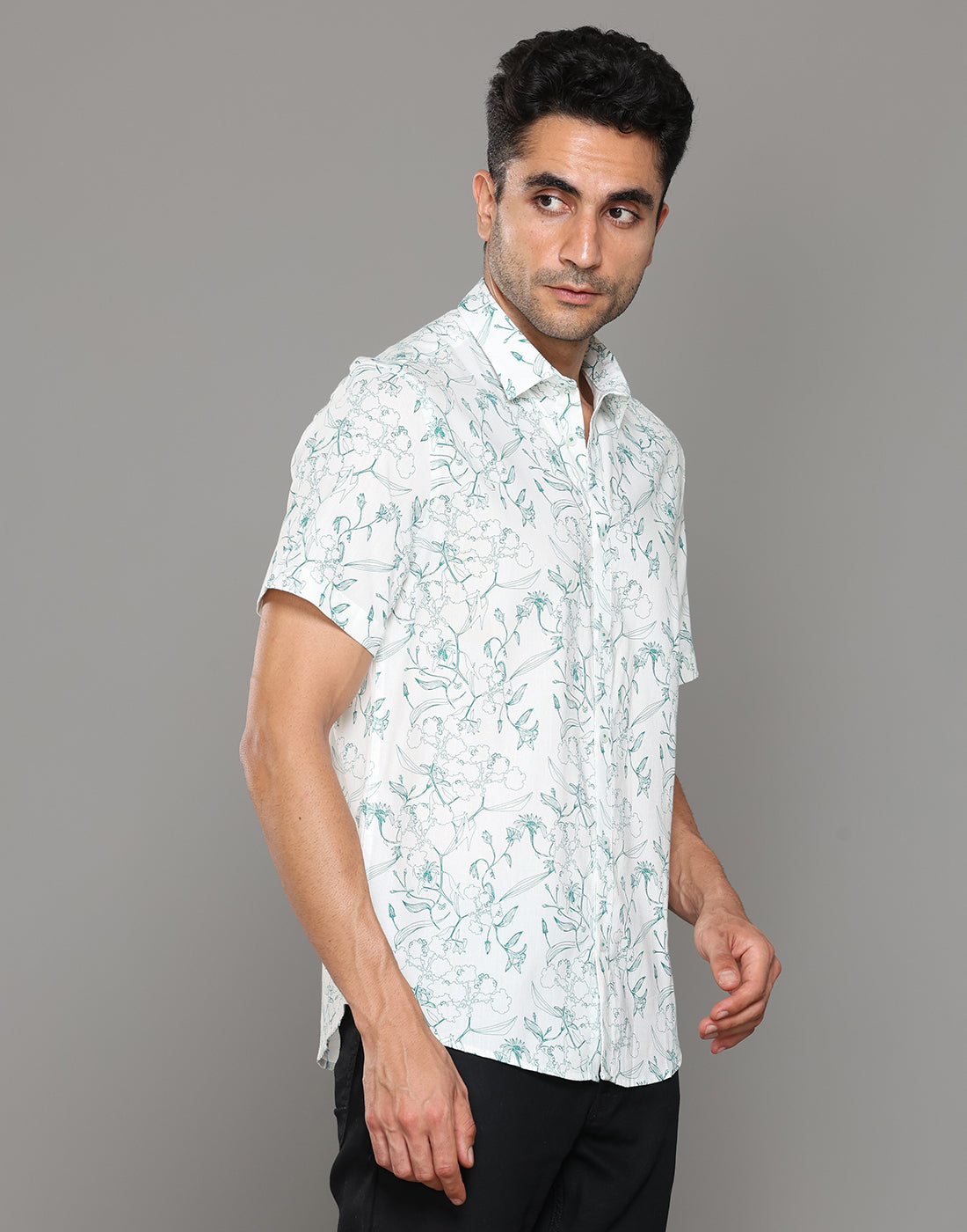Men Floral Printed Short Sleeves Shirt - Kashyap Global Lifestyles LLP