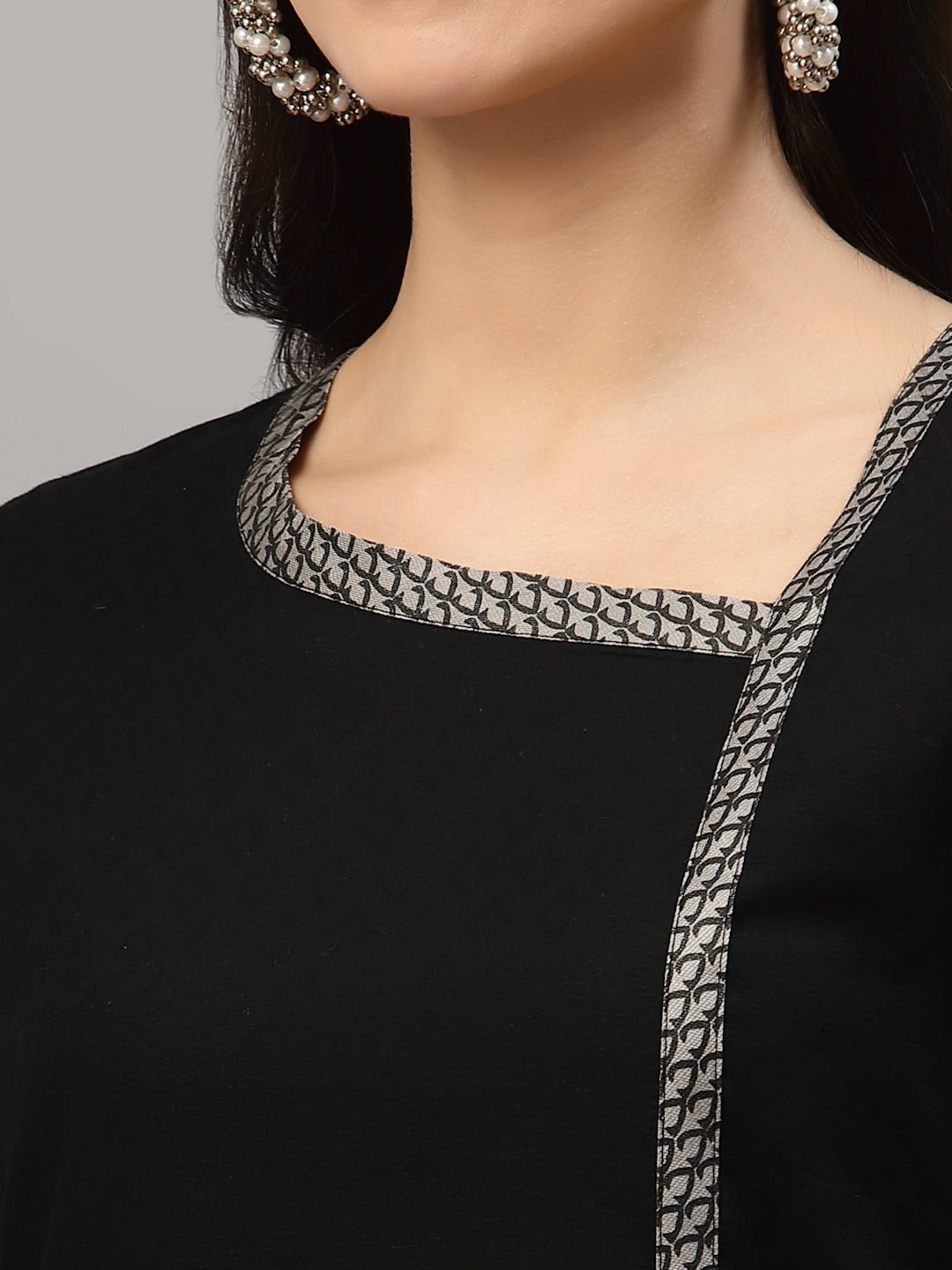 Women Black Self Dobby Calf Length Kurta - Kashyap Global Lifestyles LLP