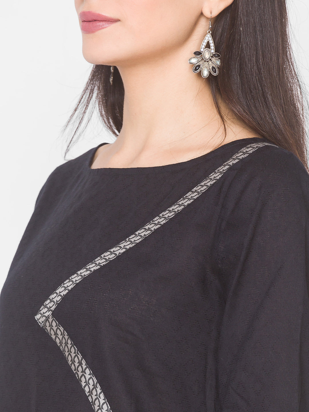 Women Black Self Dobby Cotton Kurta - Kashyap Global Lifestyles LLP