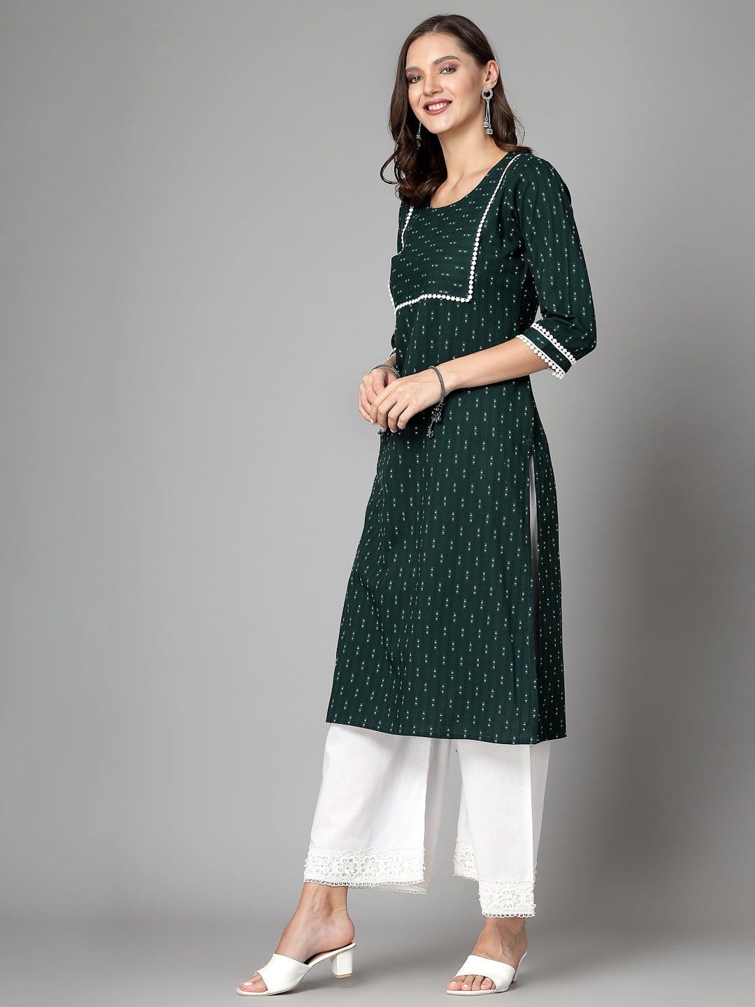 Women Dark Green Cotton Dobby Kurta - Kashyap Global Lifestyles LLP