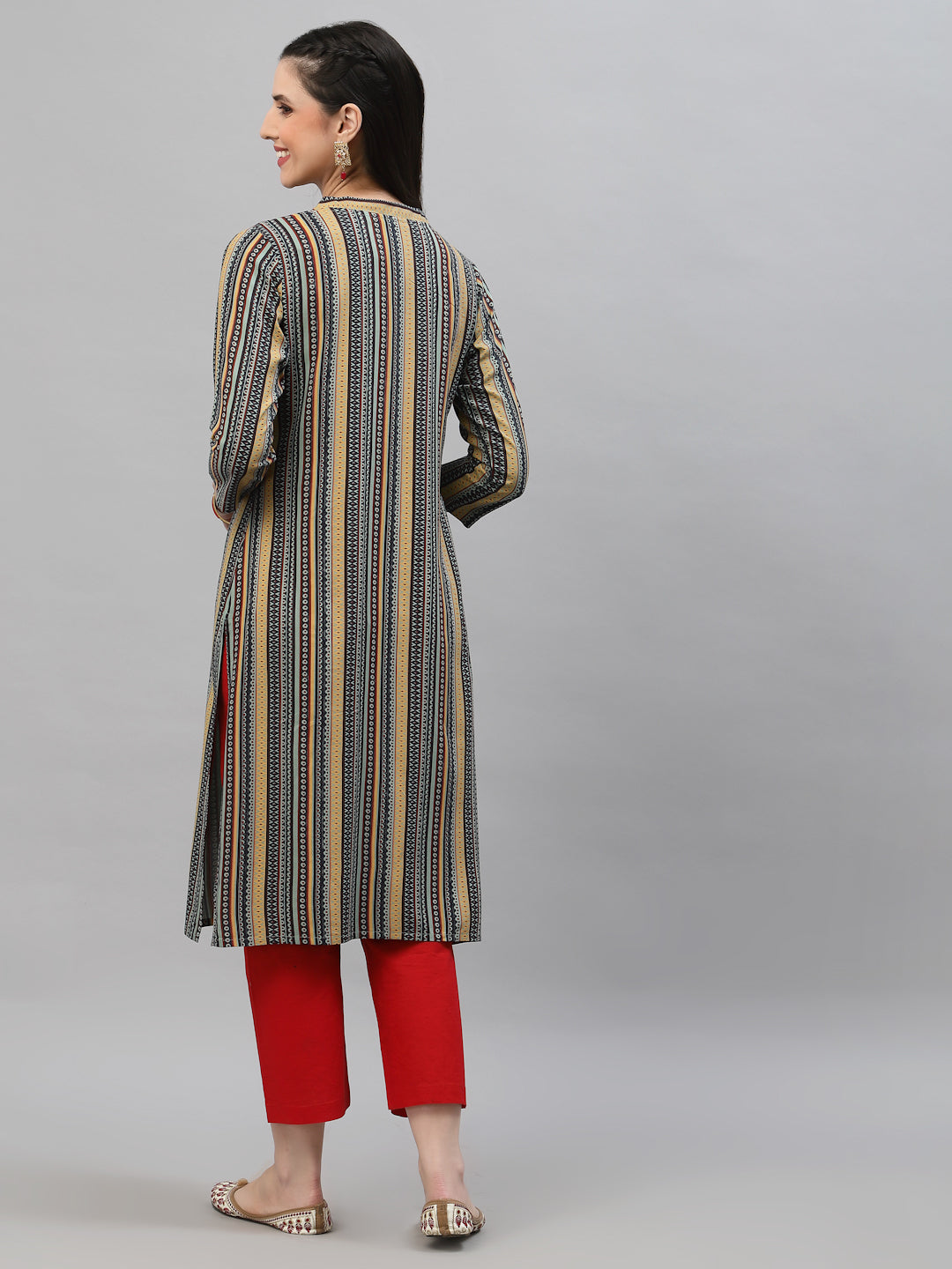 Women Multicolor Printed Viscose Kurta - Kashyap Global Lifestyles LLP